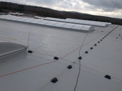 Izolacja dachu płaskiego z membrany PVC